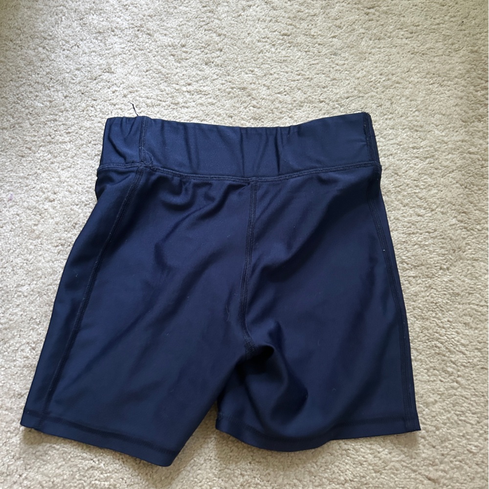 Spandex - Picture 3 of 4
